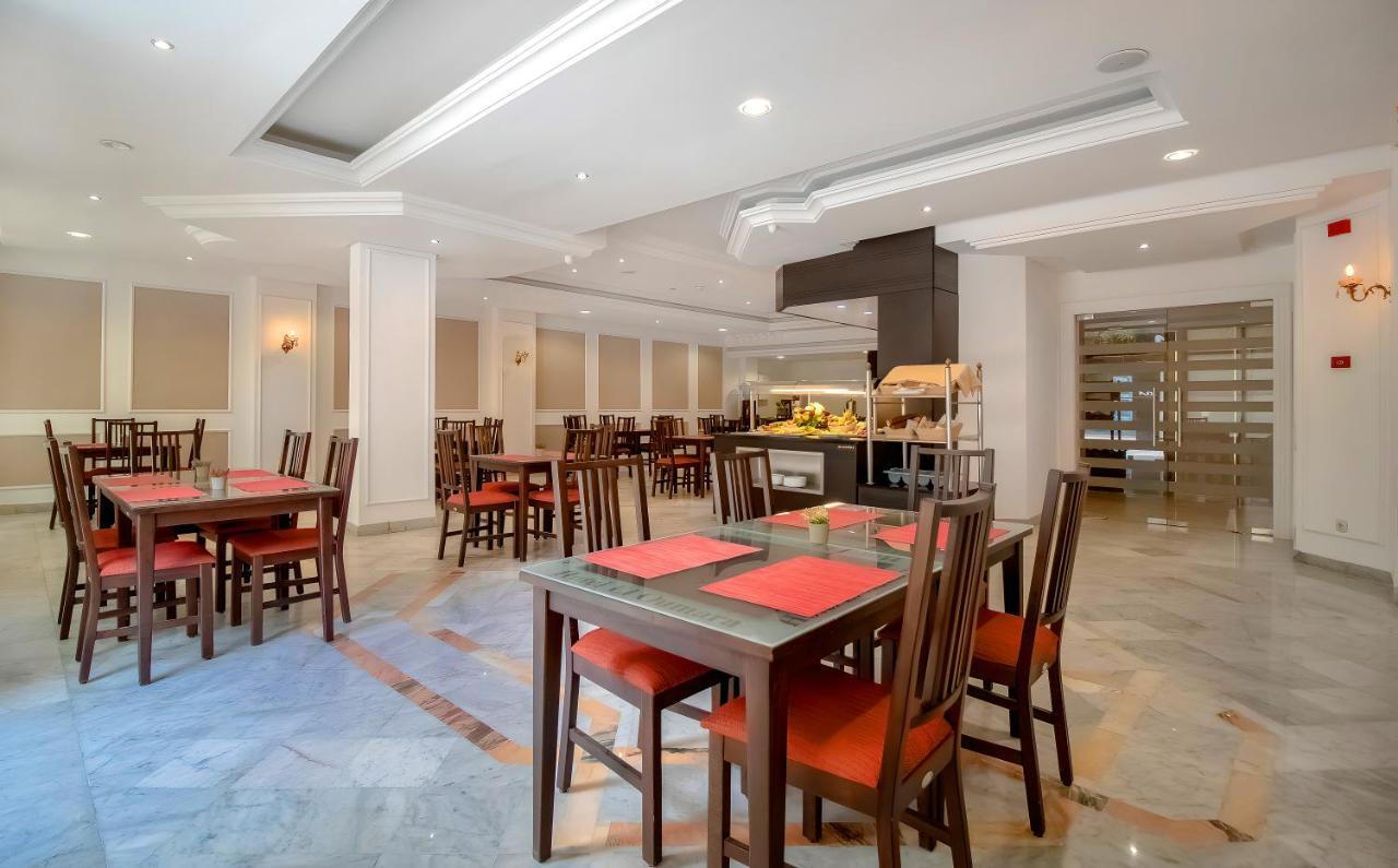 Hotel El Oumara 3*